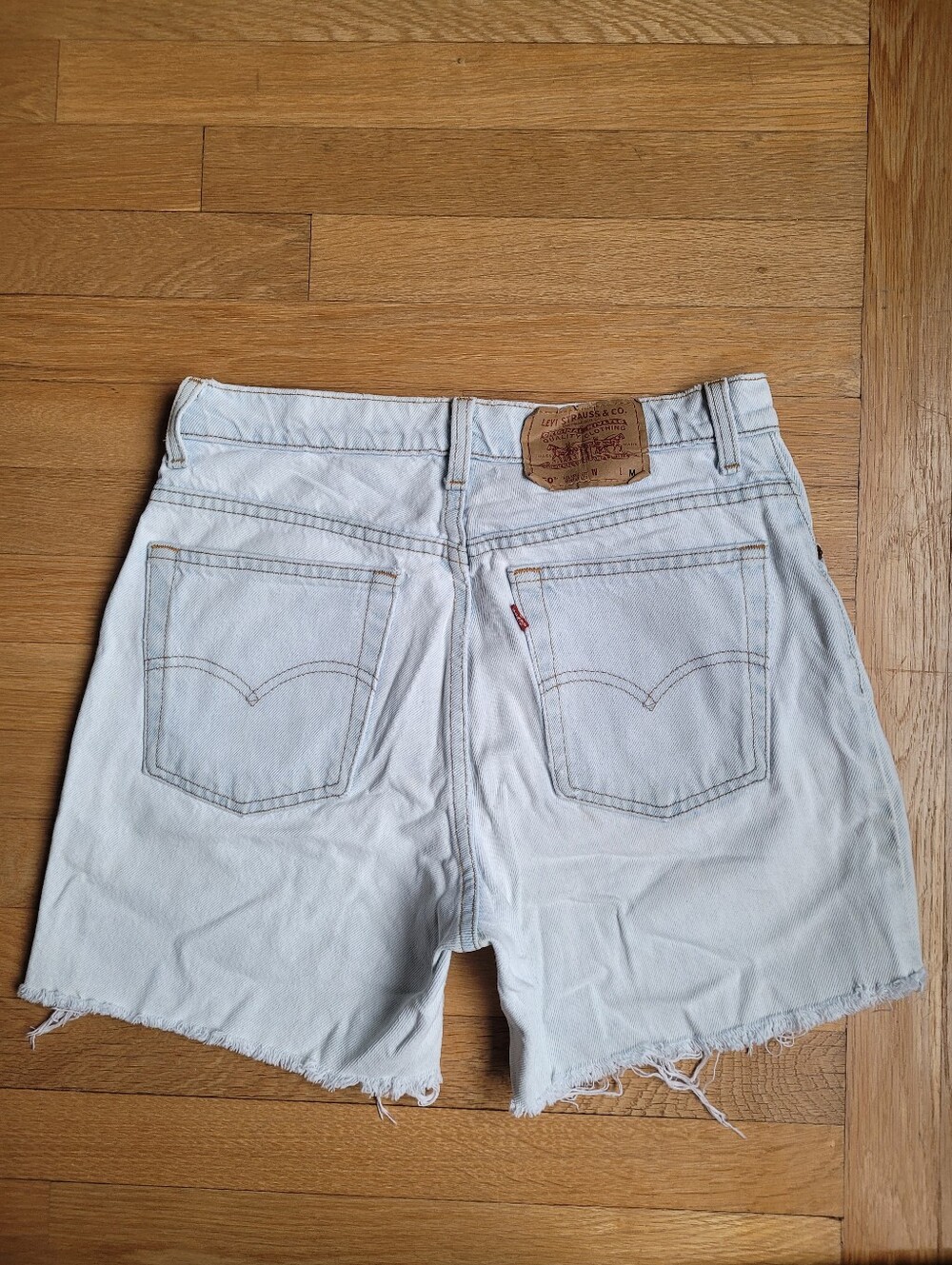 Levi's Vtg 550 Light Wash Cut Off Jean Shorts